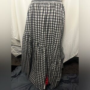Who What Wear checkerboard gingham black and white maxi skirt